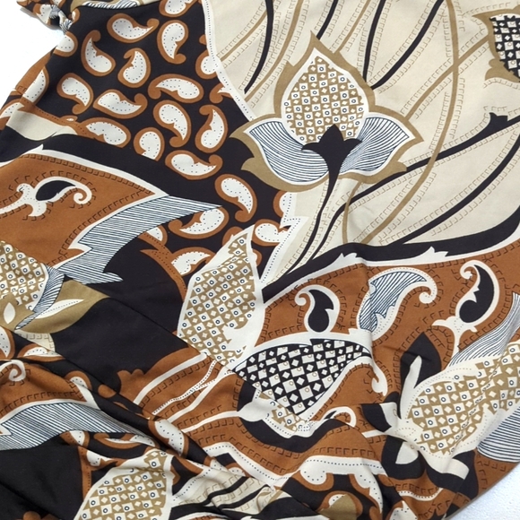 Attention | Midi Wrap Dress | Modern | Chic | Retro | V Neck | Summer | Travel - Picture 8 of 8